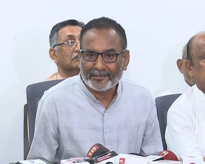 Coordination committee of Rajput organizations met at Ahmedabad to defeat BJP ગમે ત્યારે ગામમાં જઈને અમારા યુવાનોને પકડતા નહીં, શાંતિ ડહોળવાનો પ્રયાસ ના કરશોઃ કરણસિંહ ચાવડા