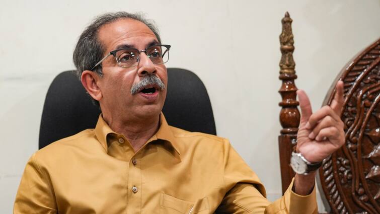 EC Notice To Uddhav Thackeray: चुनाव आयोग ने उद्धव ठाकरे को भेजा नोटिस, जानें क्या है वजह