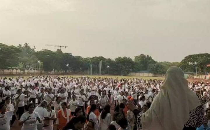 पुण्यातील सामाजिक क्षेत्रात काम करणाऱ्या महिलांनी एकत्र येऊन  हिंदू नवीन वर्षाची सुरुवात नारी शक्ती वंदन वॅाकेथॅान च्या माध्यमातून करण्याचे नियोजन केले.