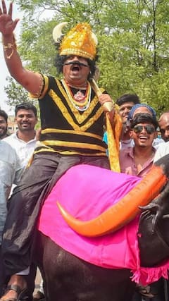 भैंस पर सवार 'यमराज' पहुंचे चुनाव लड़ने | Lok Sabha Election | shorts