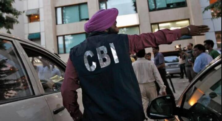 सीबीआई की वेबसाइट के अनुसार, जांच एजेंसी में ऐसी कोई नीति नहीं है कि अपसाध के बारे में सूचना देने पर कोई इनाम नहीं मिलता है.