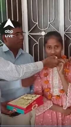 टॉपर्स की लिस्ट में अपना नाम देखकर रोने लगी काजल | UP Board Result | shorts