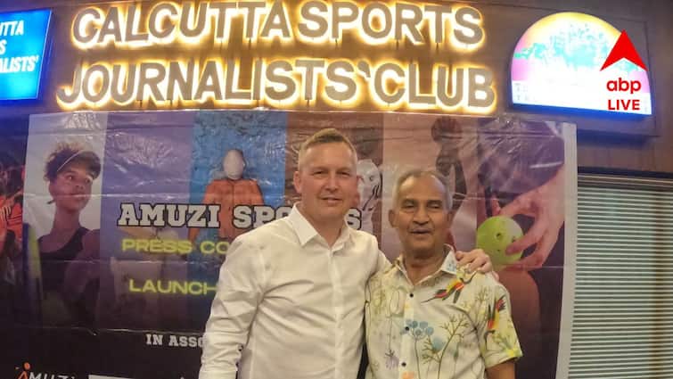 Kolkata: Launching of Sports Academy with Former Manchester United Coach Paul Neary get to know Kolkata Football: ভারতে খেলার অগ্রগতিতে এবার এগিয়ে এলেন ম্য়াঞ্চেস্টারের কিংবদন্তি প্রাক্তনী