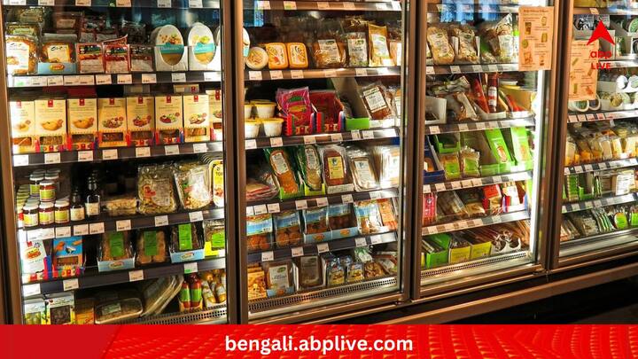 Food Items: দীর্ঘ দিন খাবার টাটকা রাখতে 'ফ্রিজ'-র ভূমিকা কম-বেশি আমাদের অনেকের জানা। বকিন্তু কিছু ক্ষেত্রে খাবারের 'রেফ্রিজারেশন' হিতে বিপরীত করতে পারে, এটা হয়তো আমাদের অনেকেরই খেয়াল থাকে না।