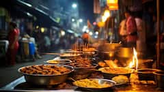 भारत की इन जगहों पर मिलता है बेस्ट स्ट्रीट फूड, नाम सुनकर मुंह में आ जाएगा पानी