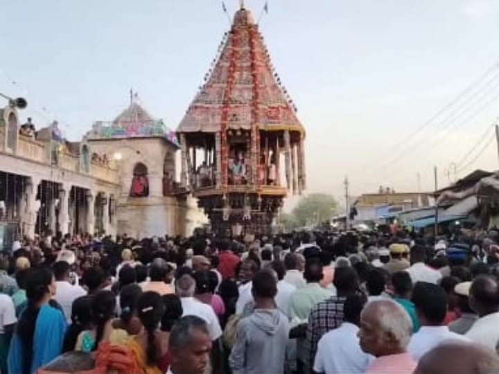 2000 ஆண்டுகள் பழமையான கரூர் வெண்ணெய்மலை முருகன் கோயில் கும்பாபிஷேகம் - ஆயிரக்கணக்கில் குவிந்த பக்தர்கள்