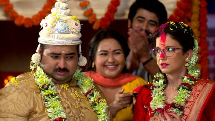 যেহেতু অর্ণ এবং খোয়াইয়ের অনেক বছর আগেই আইনি বিচ্ছেদ হয়েছে, তাই এই অপ্রত্যাশিত মিলনই হতে পারে তাদের জন্য একটি তুরুপের তাস।