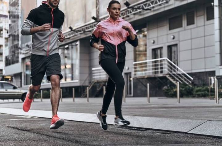 ਕੁਝ ਸਮਾਂ ਪਹਿਲਾਂ ਤੱਕ ਅਫਰੀਕੀ ਦੇਸ਼ ਬੁਰੂੰਡੀ ਵਿੱਚ ਜਾਤੀਵਾਦ ਫੈਲਿਆ ਹੋਇਆ ਸੀ। ਇੱਥੇ ਲੋਕ ਜੌਗਿੰਗ ਕਰਦੇ ਹੋਏ ਵਿਦਰੋਹ ਦੀਆਂ ਰਣਨੀਤੀਆਂ ਤਿਆਰ ਕਰਦੇ ਸਨ। ਇਸੇ ਕਾਰਨ ਸਾਲ 2014 ਦੌਰਾਨ ਬੁਰੂੰਡੀ ਦੇ ਰਾਸ਼ਟਰਪਤੀ ਨੇ ਵਿਦਰੋਹ ਨੂੰ ਰੋਕਣ ਲਈ ਜੌਗਿੰਗ 'ਤੇ ਪਾਬੰਦੀ ਲਗਾ ਦਿੱਤੀ ਸੀ।