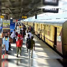 ਪਰ ਯਾਤਰੀਆਂ ਦੇ ਮਨਾਂ ਵਿੱਚ ਇੱਕ ਸਵਾਲ ਹੈ ਕਿ ਇਸ ਸਹੂਲਤ ਦੀ ਵਰਤੋਂ ਕਿਵੇਂ ਕੀਤੀ ਜਾਵੇ। ਅਜਿਹੀ ਸਥਿਤੀ ਵਿੱਚ, ਤੁਸੀਂ ਮੁਫਤ ਵਾਈ-ਫਾਈ ਨਾਲ ਕੰਨੈਕਟ ਕਰਨ ਲਈ ਇਨ੍ਹਾਂ ਕਦਮਾਂ ਦੀ ਪਾਲਣਾ ਕਰ ਸਕਦੇ ਹੋ।