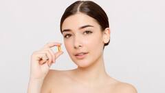 Skin Care: चेहरे पर विटामिन सी का इस्तेमाल करने से पहले जान लें ये जरूरी बात, वरना हो सकता है नुकसान