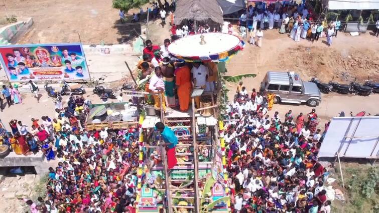 Maha Kumbabhishek ceremony at Sri Muthumariamman temple in Parukkal village ஓம் சக்தி தாயே.. பக்தி வெள்ளத்தில் பக்தர்கள்! ஸ்ரீ முத்துமாரியம்மன் கோவில் மகா கும்பாபிஷேக விழா ..!