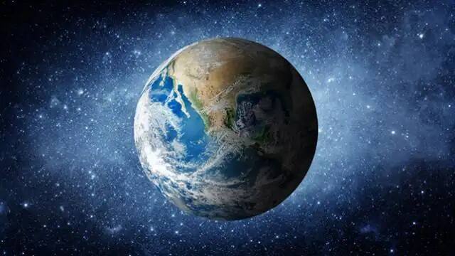 પૃથ્વીના કેન્દ્રની વાત કરીએ તો વૈજ્ઞાનિકો માને છે કે પૃથ્વીના કેન્દ્રમાં કોઈ દેશ નથી