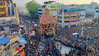 Madurai: விண்ணதிர்ந்த பக்தர்கள் கோஷம்.. மதுரை மீனாட்சியம்மன் கோயில் திருத்தேரோட்டம் தொடங்கியது!