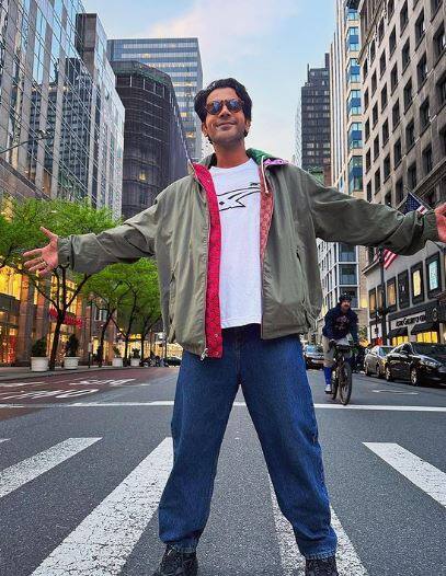 राजकुमार राव की वर्सेटाइलिटी की वजह से वो आउट-ऑफ-द-बॉक्स फिल्में, विशेषकर बायोपिक्स में अभिनय करने के लिए फिल्ममेकर्स की टॉप पसंद बन गए हैं.