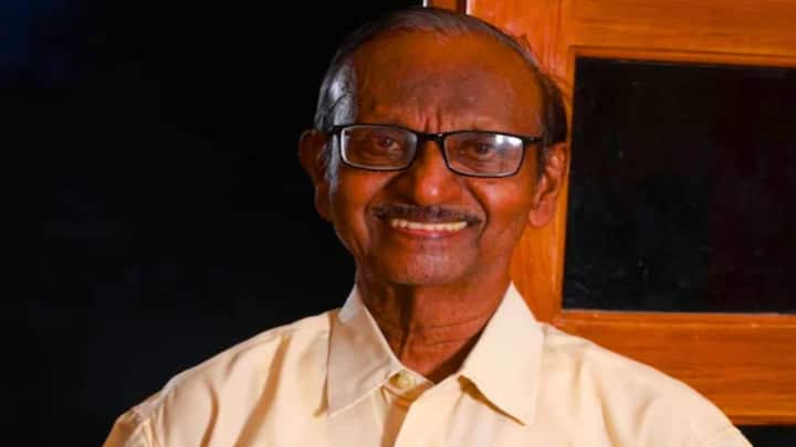 Pasi neeya fame director Durai passes away due to health condition at the age of 84 Director Durai 