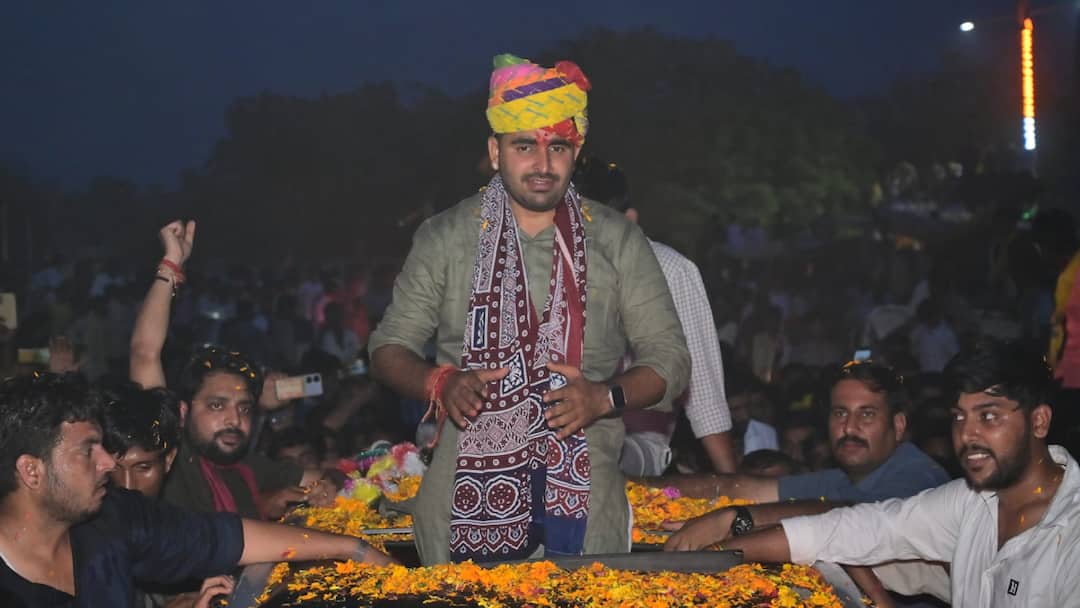 Barmer Lok Sabha Seat Independent Candidate Ravindra Singh Bhati Allegation Congress MLA Harish Chaudhary ANN बाड़मेर-जैसलमेर से निर्दलीय प्रत्याशी रविंद्र भाटी ने कांग्रेस विधायक पर लगाए गंभीर आरोप, वीडियो वायरल