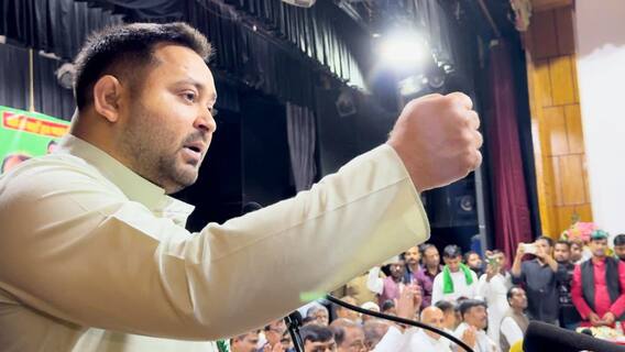 Bharat Ki Baat : तेजस्वी का 'धर्म' ज्ञान... बढ़ा सियासी तापमान! | Tejashwi Yadav | Bihar Politics