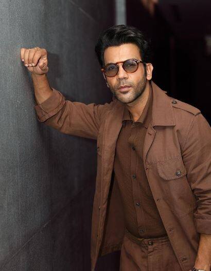 बॉलीवुड एक्टर राजकुमार राव इन दिनों अपनी फिल्म श्रीकांत को लेकर चर्चा में हैं. राजकुमार राव ने अपनी बेहतरीन परफॉर्मेंस से लोगों का दिल जीता. नेशनल अवॉर्ड विनिंग एक्टर बायोपिक्स के लिए फर्स्ट चॉइस बन गए हैं.