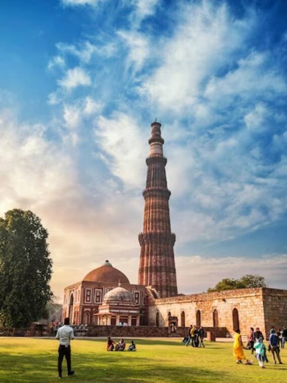 दिल्ली का नाम किसने रखा?