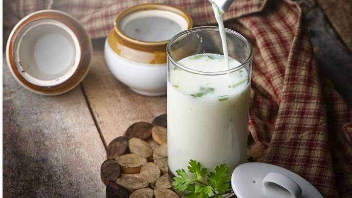 உணவில் புரோபயாடிக்குகளை சேர்க்கவும். தயிர், கிம்ச்சி, ஊறுகாய் போன்ற புளித்த உணவுகளை அன்றாட சாப்பிடுங்கள். புரோபயாடிக்குகள், நல்ல பாக்டீரியாக்களின் வளர்ச்சிக்கு உதவி குடலின் ஆரோக்கியத்தை மேம்படுத்தும்.