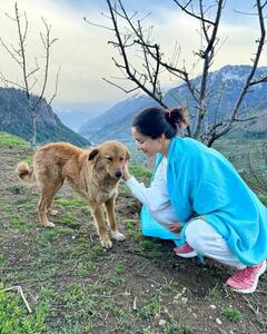 Shraddha Kapoor Drops No-makeup Looks From Her Trip to The Mountains, Check Out The Pics