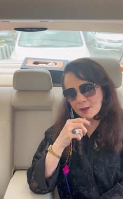 जब Mumtaz पर लग गया था बी-ग्रेड एक्ट्रेस का टैग, कोई भी नहीं करना चाहता था साथ में काम, फिर...