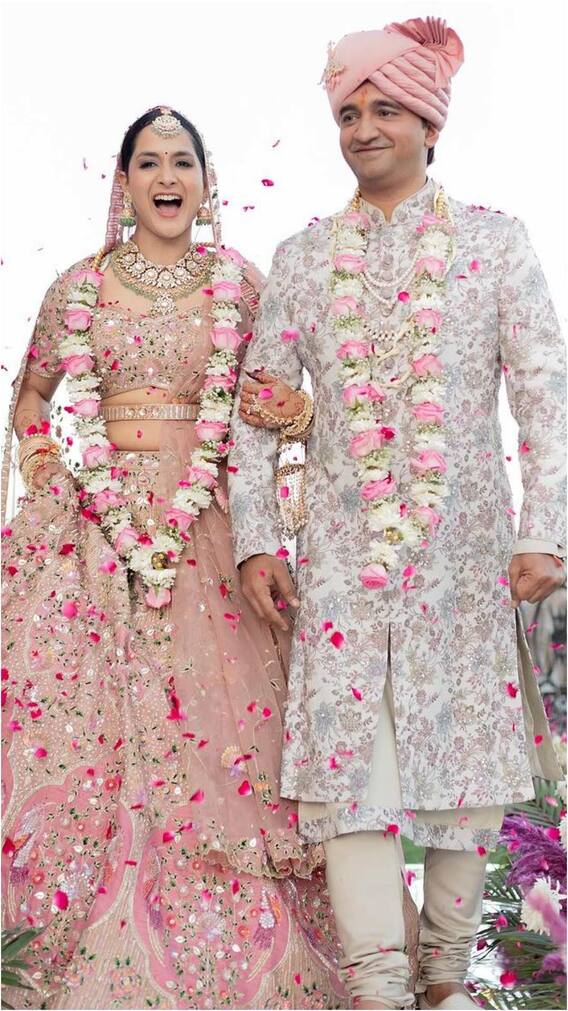 गुपचुप सात फेरे लेने के बाद लव आज कल 2 एक्ट्रेस ने दिखाई शादी की झलक