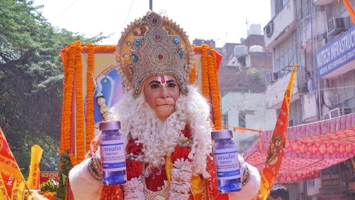 दिल्ली के मंत्री ने कहा कि मुख्यमंत्री इंसुलिन मांग रहे थे और केंद्र सरकार, ईडी , तिहाड़ जेल प्रशासन और बीजेपी विरोध कर रहे थे. अंततः हनुमान जी अपने भक्त अरविंद केजरीवाल के लिए इंसुलिन लाए.