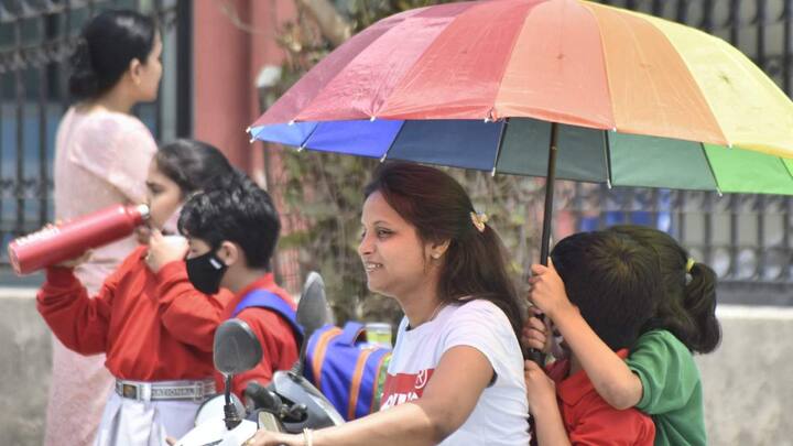भारत मौसम के अनुसार सापेक्षिक आर्द्रता 27 प्रतिशत से 54 प्रतिशत के बीच दर्ज की गई.