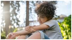 बच्चों को गर्मी में निकल रही है घमौरियों तो जाने इसका घरेलू उपाय