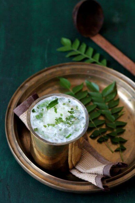 नीर मोर: नीर मोर कुछ और नहीं बल्कि मसालेदार छाछ है, जो एक पारंपरिक दक्षिण भारतीय ड्रिंक है और इसे हनुमान जयंती उत्सव के दौरान बनाया जाता है. दही को पानी में घोलकर और हरी मिर्च, अदरक, करी पत्ता और हींग जैसे मसालों के साथ तैयार किया गया, नीर मोर पाचन में सहायता करता है और शरीर को ठंडा करता है. इसे ठंडा परोसा जाता है और इस उत्सव में परोसा जाता है.