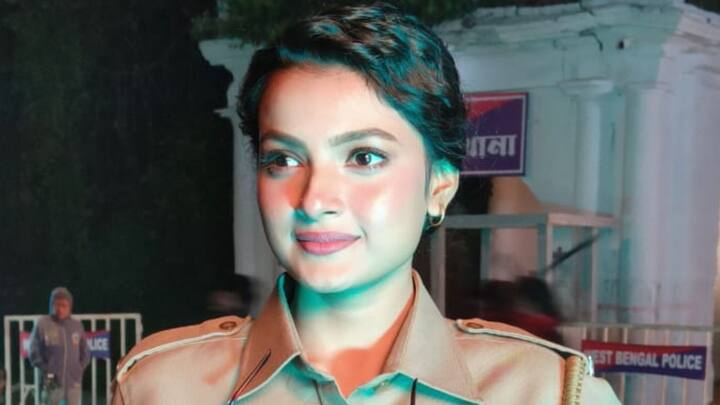 ধারাবাহিকের মুখ্য দুই চরিত্রের নাম অর্জুন ও মঞ্জু। অর্জুনের চরিত্রে অভিনয় করেন শুভ্রজিৎ সাহা। মঞ্জুর চরিত্রে দেখা যায় দিয়া বসুকে।