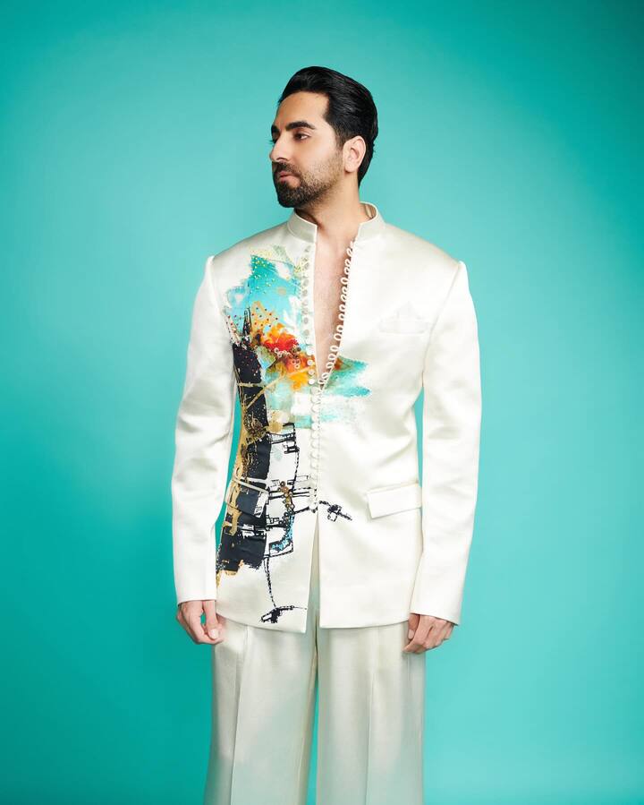 मला आठवते की मी माझ्या सध्याच्या मैत्रिणीशी संबंध तोडले कारण माझे लक्ष इतर मुलींकडे वळत होते.