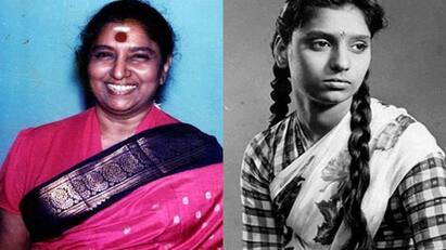 Play back singer S Janaki celebrates her birthday unknown facts HBD S. Janaki: ஒரே நாளில் 15 பாடல்கள் ரெக்கார்டிங்.. எஸ். ஜானகி பற்றி பலரும் அறியாத சில தகவல்கள்!