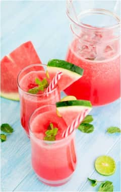 Summer Fruit: तरबूज को सादा खाने के बजाय ट्राई करें ये 5 बेहतरीन डिशेज