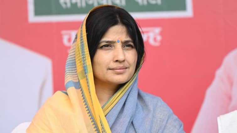 Lok Sabha Election 2024 UP Mainpuri seat Dimple Yadav's sister Poonam Rawat campaign Lok Sabha Election 2024: डिंपल यादव के समर्थन में बेटी अदिति के बाद उतरी बहन पूनम रावत, मैनपुरी में किया चुनाव प्रचार