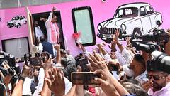 KCR Bus Yatra Photos: కేసీఆర్ బస్సు యాత్ర హైలైట్స్ ఇవే, మధ్యలో రోడ్డుకు అడ్డంగా రైతులు