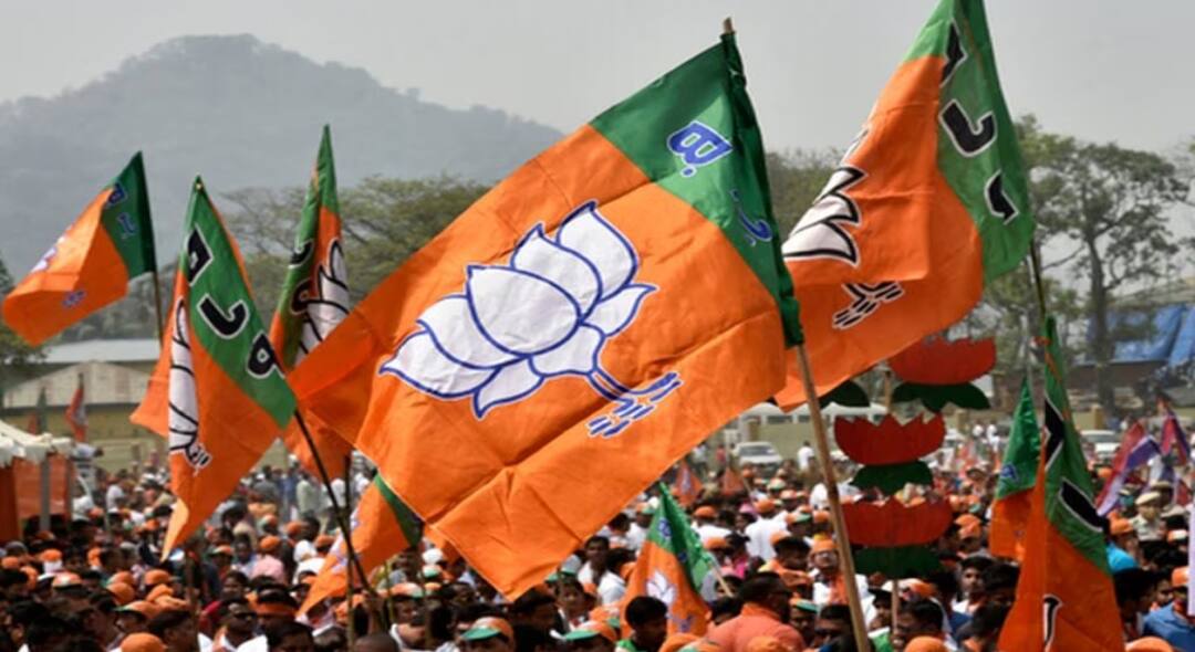 Lok Sabha Election 2024: कानपुर में बढ़ने वाली हैं बीजेपी की मुश्किलें? BJP नेता निर्दलीय लड़ेगा चुनाव, PM मोदी को लिखा लेटर Lok Sabha Election 2024 UP bjp leader fill independent nomination form In kanpur seat alok mishra ramesh awasthi ann Lok Sabha Election 2024: कानपुर में बढ़ने वाली हैं बीजेपी की मुश्किलें? BJP नेता निर्दलीय लड़ेगा चुनाव, PM मोदी को लिखा लेटर