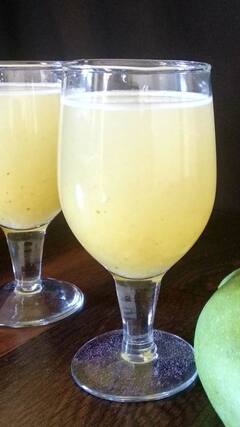 Summer Drinks: प्यास बुझाने के साथ ही शरीर को भी ठंडा रखते हैं ये स्पेशल ड्रिंक्स