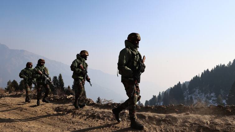 Jammu kashmir bandipora army terrorist encounter renji forest 2 Soldiers Injured In Shootout Between Terrorists & Army In J&K's Bandipora
