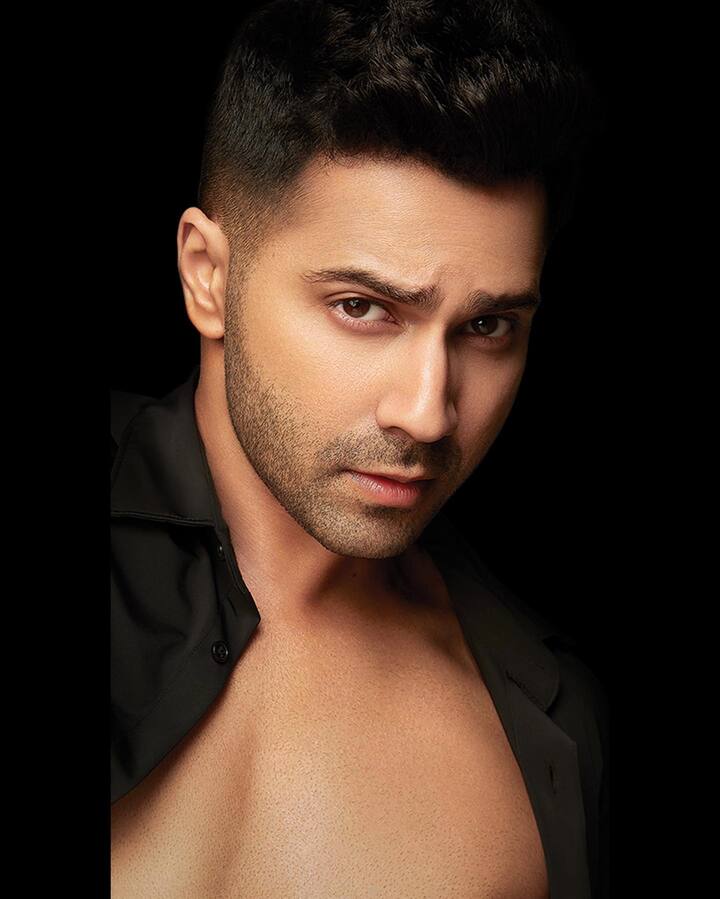 ही गोष्ट खुद्द अभिनेत्यानेच उघड केली आहे. वरुणने सांगितले की, जेव्हा तो सलमान खानला पहिल्यांदा भेटला तेव्हा त्याने सलमानला काका म्हटले. यानंतर सलमान चांगलाच संतापला. तो म्हणाला सलमान भाई बोल. पुढच्या वेळी काका म्हणाले, मी बघणार नाही कोणाचा मुलगा आहे, मी तुला थप्पड मारेन. तेव्हापासून वरुण सलमानला भाऊ म्हणतो.(pc:varundvn/ig)