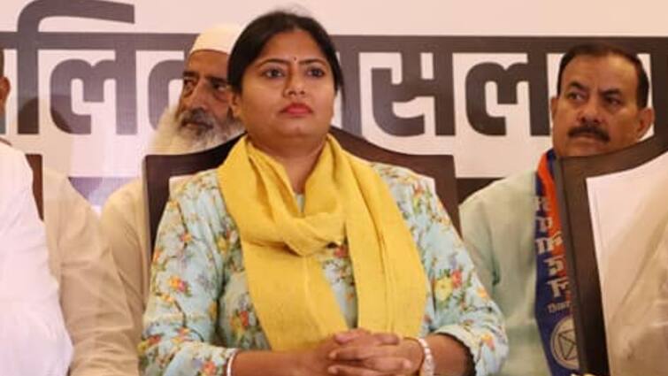 Lok Sabha Election 2024 Pallavi patel reaction on RJD lalu yadav statement about muslim reservation Lok Sabha Election 2024: लालू यादव के मुस्लिम आरक्षण वाले बयान पर पल्लवी पटेल का रिएक्शन, अब उठे ये सवाल