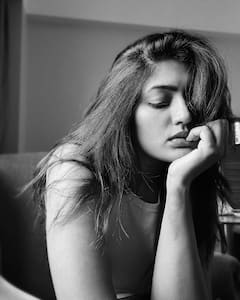 Eesha Rebba Latest Photos : ఈషా రెబ్బ లేటెస్ట్ ఫోటోలను చూశారా? కొంచెం క్రేజీగా, కొంచెం హాట్​గా ఫోజులిచ్చిన బ్యూటీ