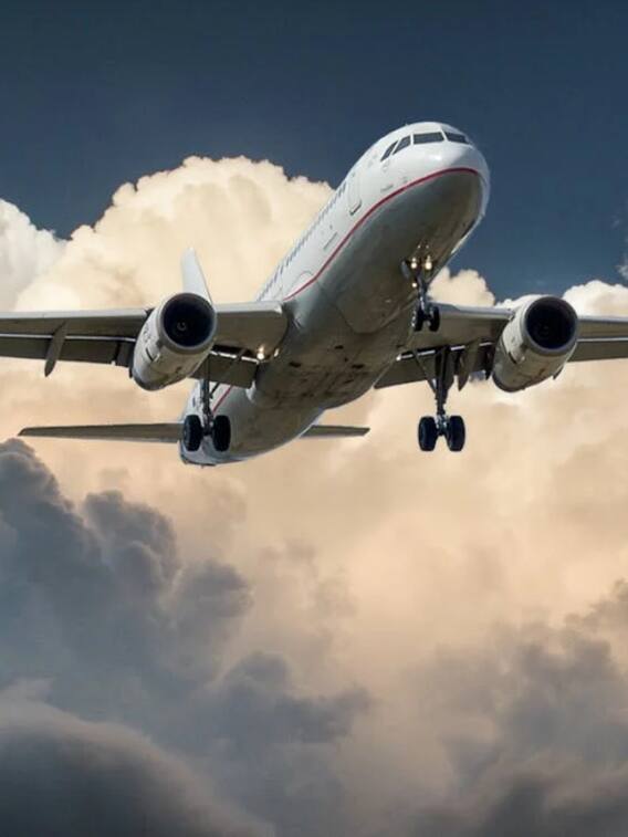 एक हवाई जहाज कितनी रुपये में खरीदा जा सकता है?