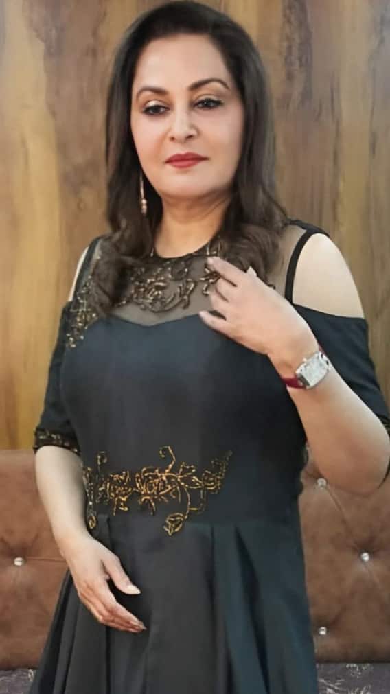 जानिए क्या है जया प्रदा के बेटे का सच