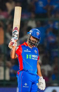 Photos: ऋषभ पंत की रूमर्ड गर्लफ्रेंड के आगे एक्ट्रेसस पड़ जाएं फीकी, खूबसूरती की इन्तहा नहीं, देखें तस्वीरें