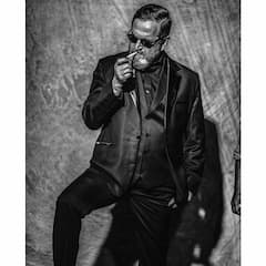 Mahesh Manjarekar on Trollers : मी चवताळलेल्या माणसासारखा शोधून कानफटवेन; महेश मांजरेकर भडकले..