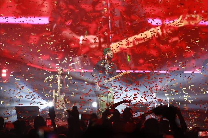 आज, अरजित सिंह आपला वाढदिवस साजरा करत आहे. अरजित सिंहने गायलेल्या अनेक गाण्यांनी रसिकांच्या मनात स्थान मिळवले आहे.