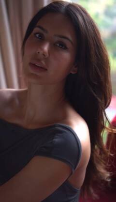 Sonam Bajwa: ਸੋਨਮ ਬਾਜਵਾ ਨੇ ਬੈੱਡਰੂਮ 'ਚ ਸਾਰੀਆਂ ਹੱਦਾਂ ਕੀਤੀਆਂ ਪਾਰ, ਦਿੱਤੇ ਇੰਨੇਂ ਹੌਟ ਪੋਜ਼, ਤਸਵੀਰਾਂ ਦੇਖ ਫੈਨਜ਼ ਨੇ ਦਿੱਤੇ ਅਜਿਹੇ ਰਿਐਕਸ਼ਨ