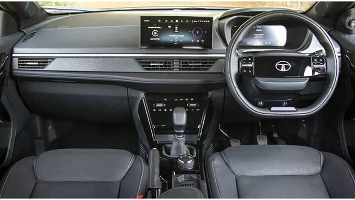 ਅੱਜਕਲ ਲੋਕ ਕਾਰ ਖਰੀਦਦੇ ਸਮੇਂ ਪਰਫਾਰਮੈਂਸ ਅਤੇ ਮਾਈਲੇਜ ਦੇ ਨਾਲ ਸੁਰੱਖਿਆ ਨੂੰ ਵੀ ਧਿਆਨ ਵਿੱਚ ਰੱਖਦੇ ਹਨ। ਇਸ ਤੋਂ ਇਲਾਵਾ ਅੱਜ ਕੱਲ੍ਹ ਲੋਕਾਂ ਵਿੱਚ SUV ਦੀ ਮੰਗ ਵੀ ਕਾਫੀ ਵਧ ਗਈ ਹੈ। ਇਸ ਲਈ ਅਸੀਂ ਤੁਹਾਨੂੰ ਇੱਥੇ ਇੱਕ ਵਧੀਆ ਵਿਕਲਪ ਬਾਰੇ ਦੱਸਣ ਜਾ ਰਹੇ ਹਾਂ। ਇਹ ਇੱਕ ਮੱਧ ਆਕਾਰ ਦੀ SUV ਹੈ, ਜਿਸ ਵਿੱਚ ਤੁਹਾਨੂੰ ਆਰਾਮ ਅਤੇ ਸ਼ਾਨਦਾਰ ਵਿਸ਼ੇਸ਼ਤਾਵਾਂ ਦੇ ਨਾਲ ਚੰਗੀ ਸੁਰੱਖਿਆ ਮਿਲੇਗੀ। ਕੰਪਨੀ ਇਸ SUV ਨੂੰ ਕਾਫੀ ਵੇਚਦੀ ਹੈ। ਇਹ ਆਮ ਤੌਰ 'ਤੇ ਮਹੀਨਾਵਾਰ ਵਿਕਰੀ ਸੂਚੀ ਵਿੱਚ ਚੋਟੀ ਦੇ 5 ਵਿੱਚ ਰਹਿੰਦਾ ਹੈ।